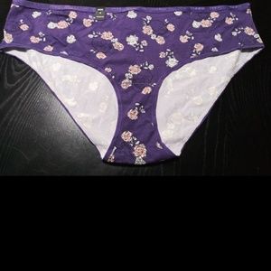 Size 4 torrid underwear new with tags